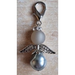 Perlen Engel hellgrau