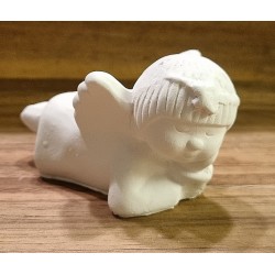 Beton Engel liegend 1