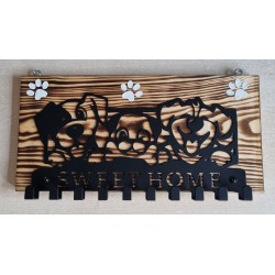 Garderobe geflammt drei...