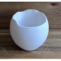 Beton Offenes Ei stehend