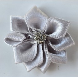 Stoff Blume hellgrau