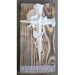 Schild mit Kreuz Rose geflammt