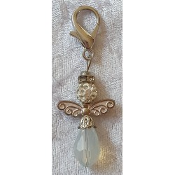 Perlen Engel milchig