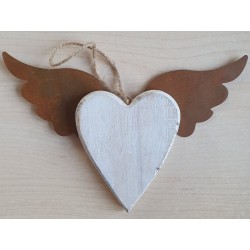 Holz Herz mit Metall Flügel