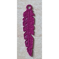 Metall Anhänger Feder magenta