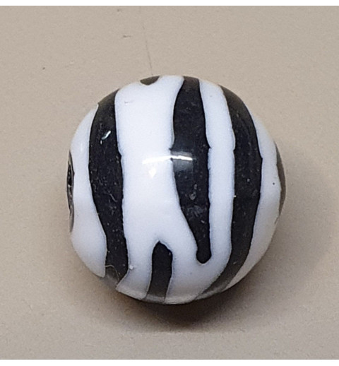 Kunststoff Perlen schwarz/weiss