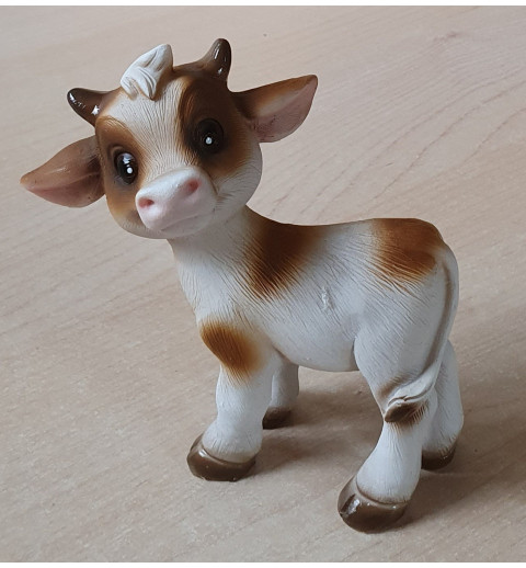 Kuh Polyresin