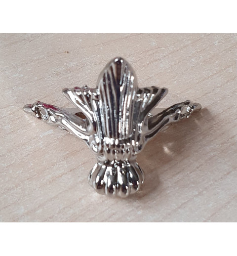Metall Beine silberfarbig