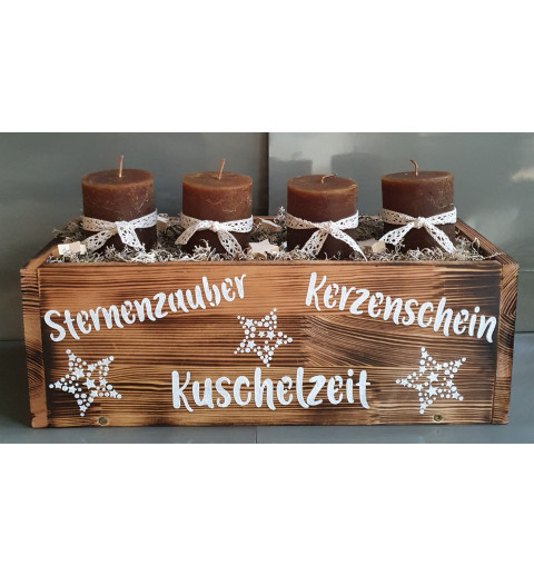 Holz Kistchen mit 4 Kerzen