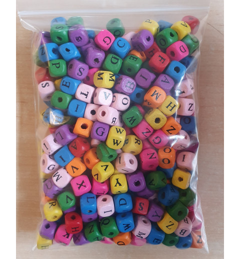 Holzwürfel Perlen Buchstaben