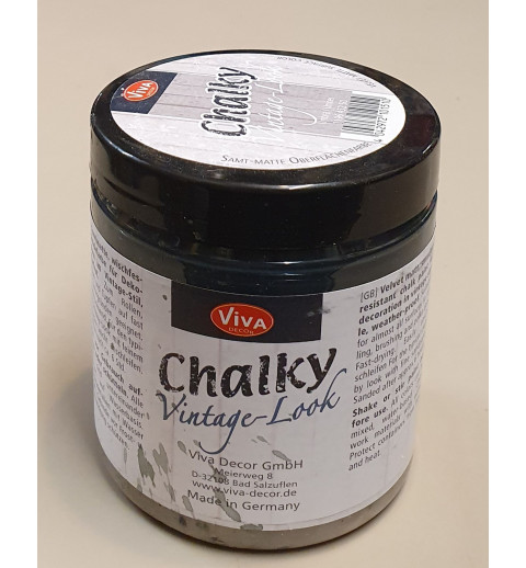 Chalky Vintage Look Braun