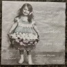 Serviette Mädchen mit Eierkorb