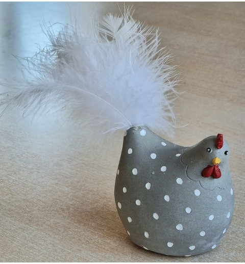 Beton Huhn grau mit weissen tupfen