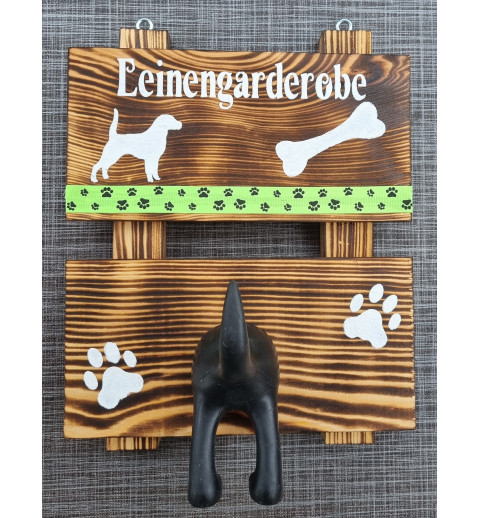 Leinengarderobe hellgrün geflammt