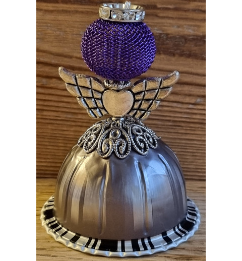 Engel aus Vertuo Kaffeekapseln flieder/violette