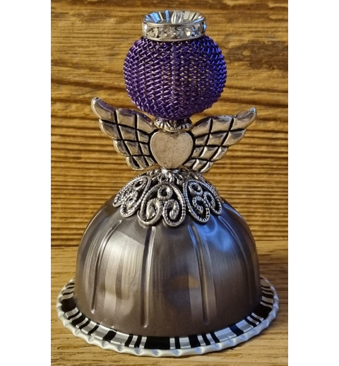 Engel aus Vertuo Kaffeekapseln flieder/violette