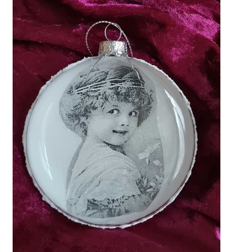 Glaskugel flach Nostalgie "Mädchen von der Seite "