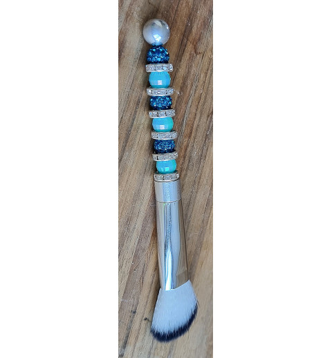 Kosmetik Pinsel gross und schräg   türkis
