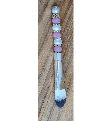 Kosmetik Pinsel gross und flach   lila