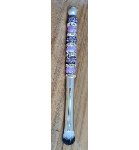 Kosmetik Pinsel klein und rund   flieder
