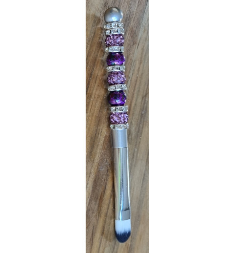 Kosmetik Pinsel klein und flach  violette