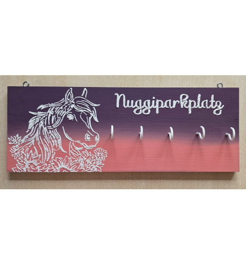 Nuggiparkplatz Pferd pflaume/coralle