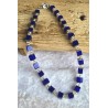 Kette mit Würfel-Perlen blau