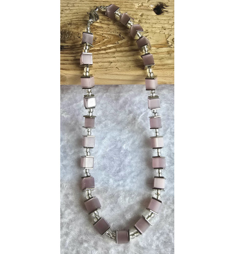Kette mit Würfel-Perlen mauve