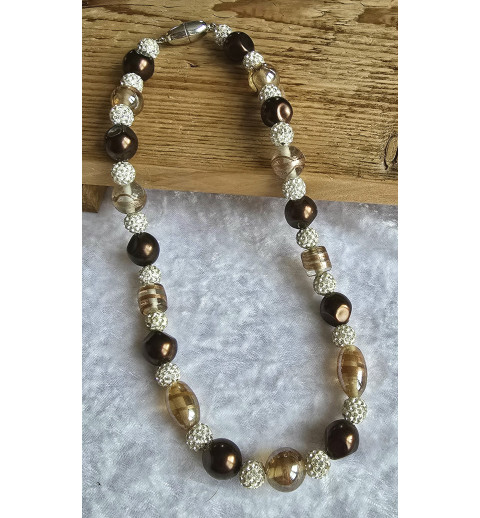 Kette mit Glasperlen braun/beige/weiss