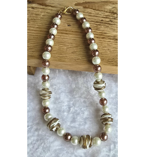 Kette mit Glasperlen weiss/braun