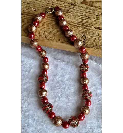 Kette mit Glasperlen rot/bronze