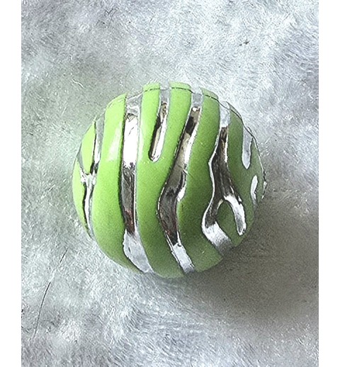 Kunststoff Perle hellgrün/silber