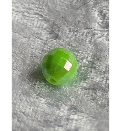 Kunststoff Perle mit Struktur grün