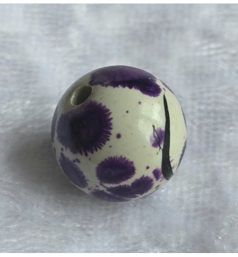 Kunststoff Perle creme/violette