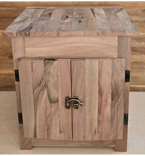 Holz Kästchen aus Klötzchen