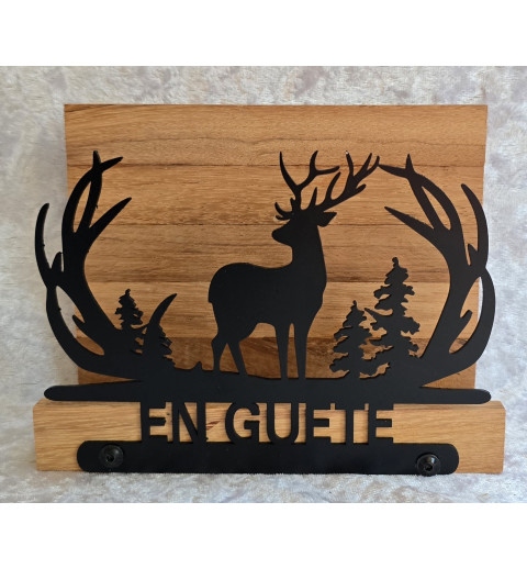 Servietten-Halter Hirsch " EN GUETE " Rote Eiche