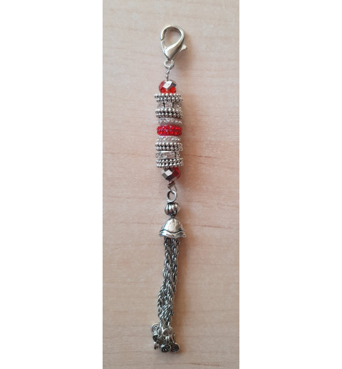 Schmuckanhänger mit Strassperlen rot