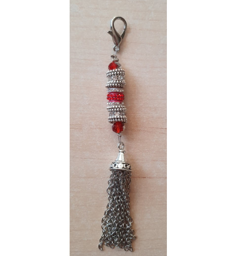 Schmuckanhänger mit Strassperlen rot