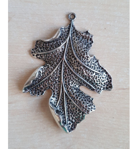 Anhänger Blatt