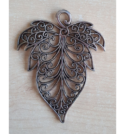 Anhänger Blatt
