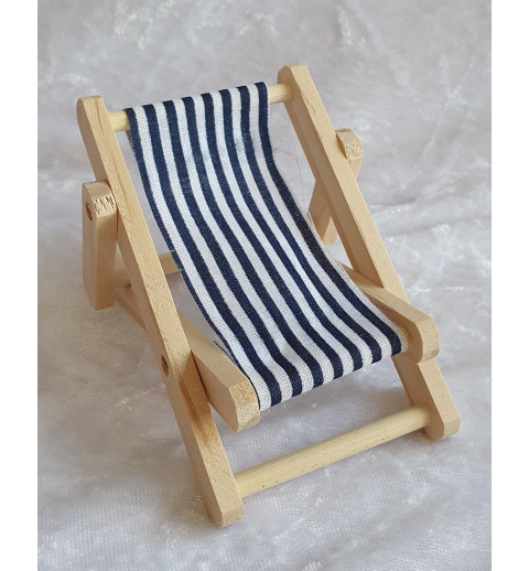 Liegestuhl blau