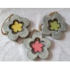 Beton Blume zum Hängen grün
