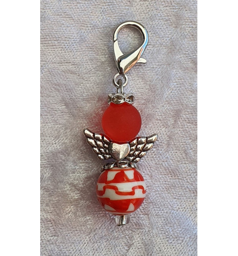 Stein Engel rot