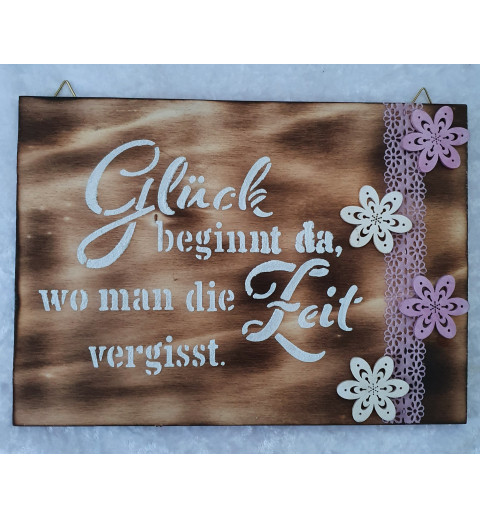 Schild Glück beginnt....