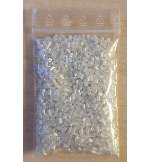 Stiftperlen weiss