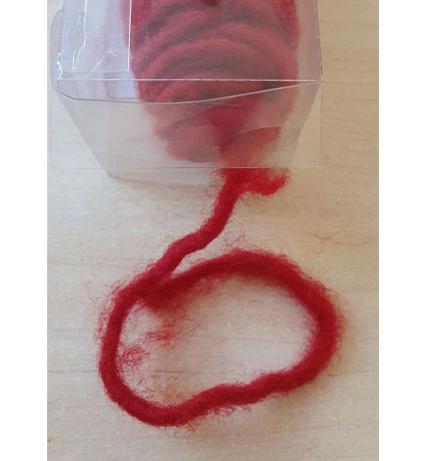 Wollfaden rot