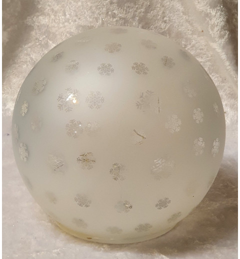 Kunststoff Kugel Schneegestöber mit Led