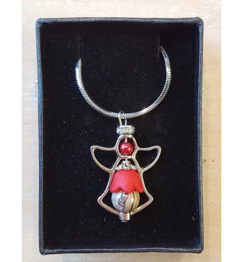 Kette mit Engelanhänger rot