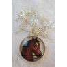 Kette mit Cabochon-Anhänger Pferd