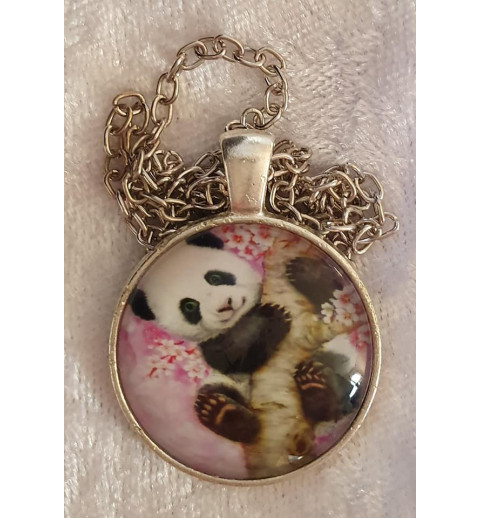 Kette mit Cabochon-Anhänger Panda